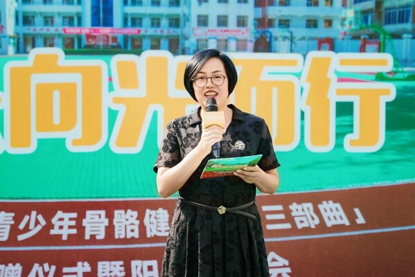 樂至縣城東小學校書記、校長李雪梅女士致辭發言