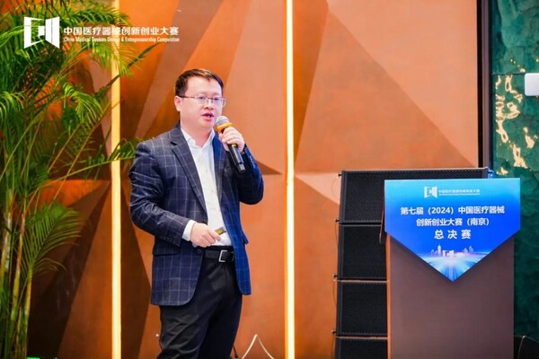 江北新區生命健康辦副主任楊濤